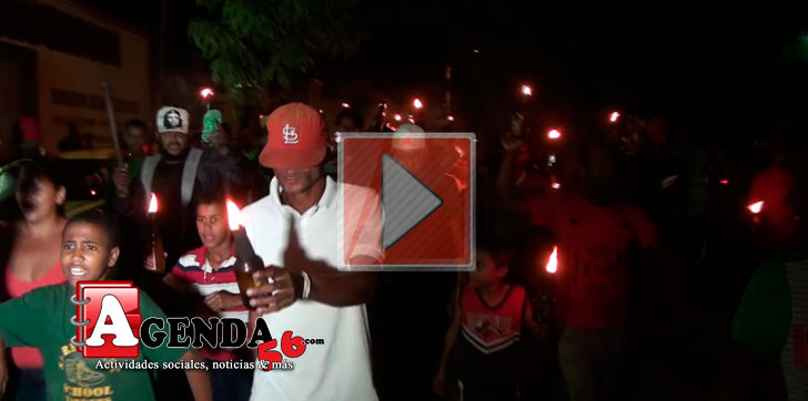 Mechonada-Los-Rieles