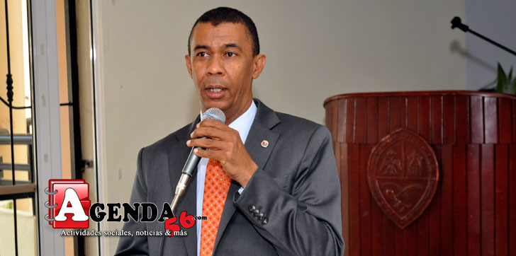 Conferencia-UASD-liderazgo