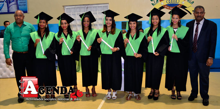 Graduacion-Ercilia-Pepin