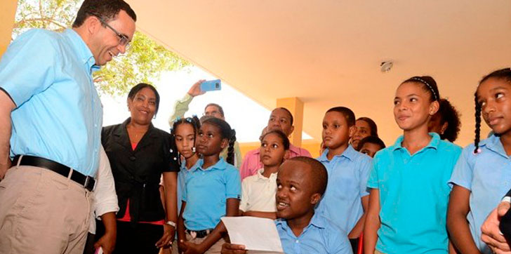 andres-navarro-uniforme