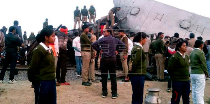 tren-decarrilado-india