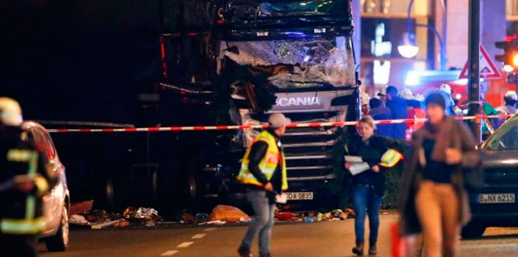 Camion-arrolla-personas