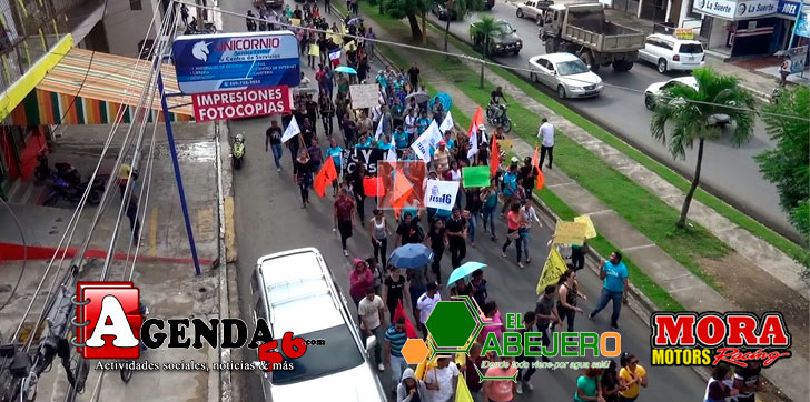 Marcha-estudiantes-UASD1
