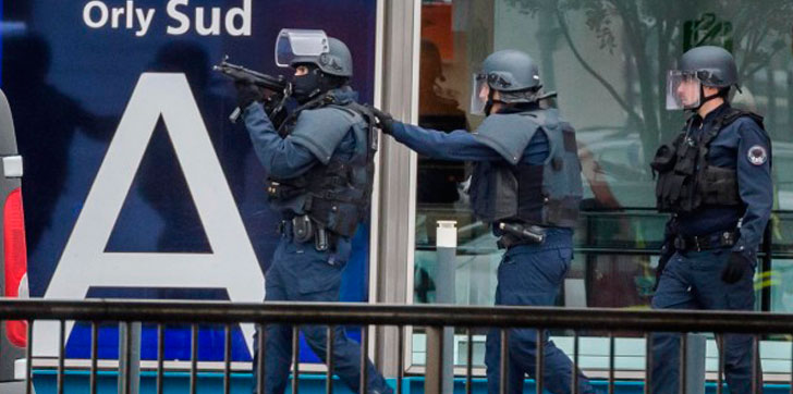 Policias-antiterroristas