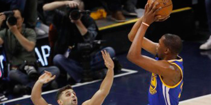 Kevin-Durant-vs-Wazz