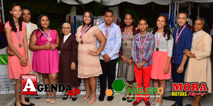 Graduacion-La-Milagrosa-8vo