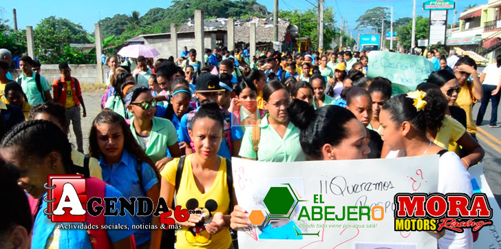 Estudiantes-cenovi-marchan