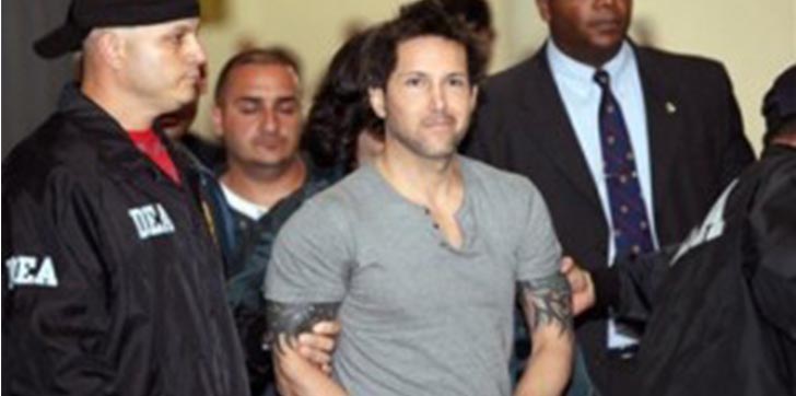 Figueroa-Agosto-imponen-30-años