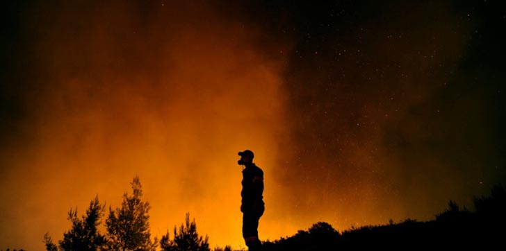 bomberos-luga-incedios-forestales-grecia