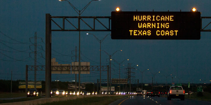 harvey-se-convierte-huracan-categoria-3