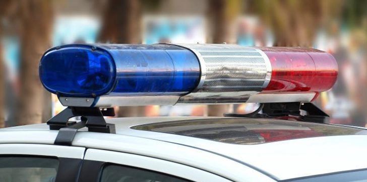 polici-rescata-mujer-sido-dado-por-muerta