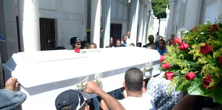 sepultan-a-madre-hija-murieron-un-accidente