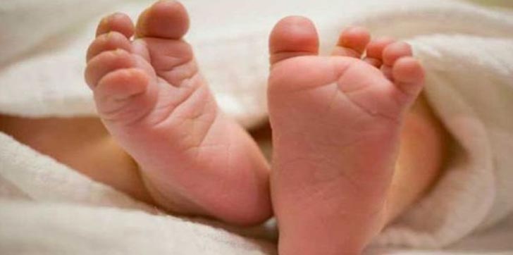 mujer-sirve-sopa-envenenada-a-familia-y-mata-hijo