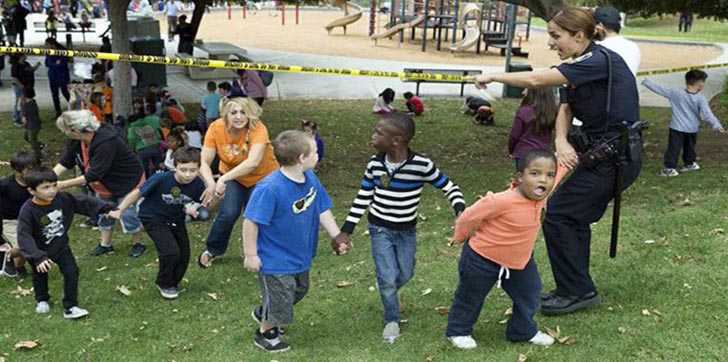 policia-balea-a-hombre-atrincherado-en-escuela-en-california
