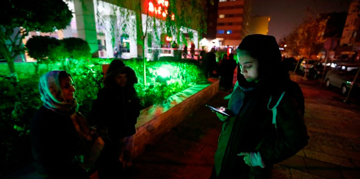 al-menos-dos-muertos-y-cientos-de-heridos-sismo-en-iran