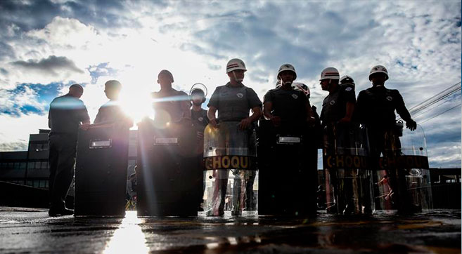 cuatro-muerto-y-un-niño-tiroteado-huelga-de-policia