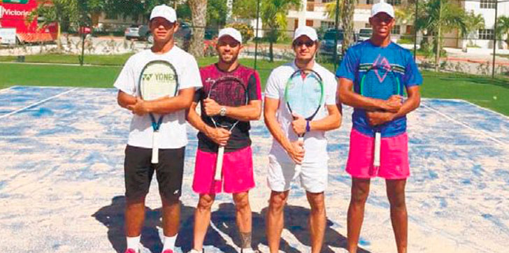 victor-estrella-inagura-cancha-de-cessped