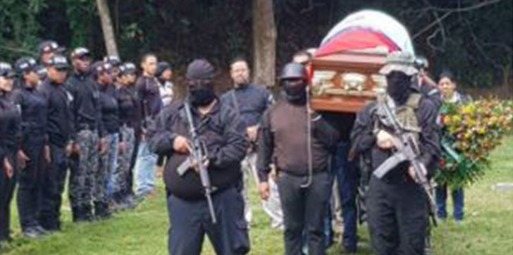 Faes-hacen-cortejo-funebre