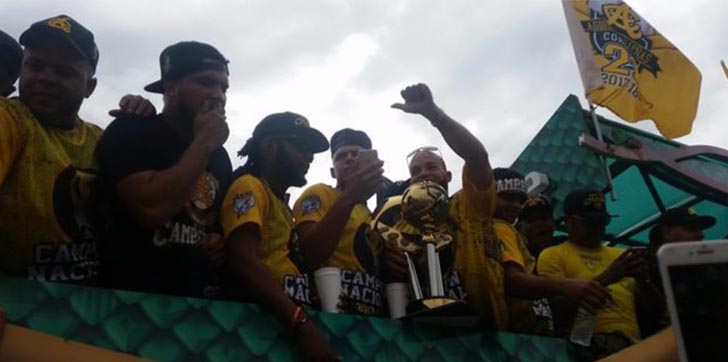 aguilas-cibaeñas-celebran-triunfo