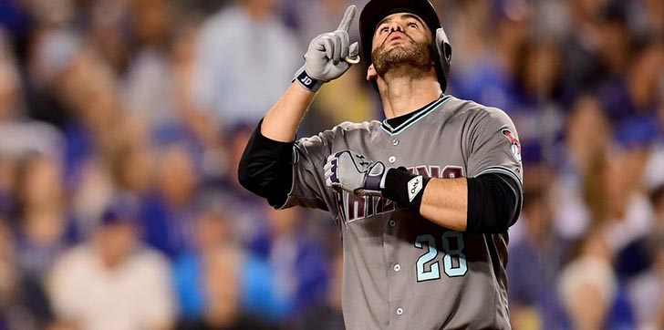 boston-y-J.D-Martinez-acuerdan-por-cinco-años