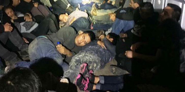 encuentran-77-inmigrantes