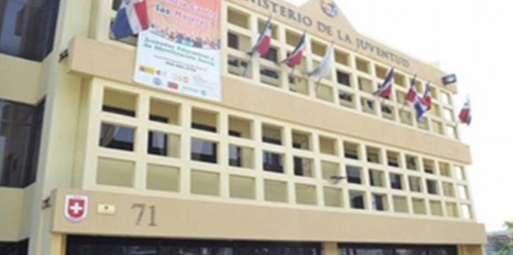 van-troy-suazo-iba-a-ganar-200-mil-en-el-ministerio