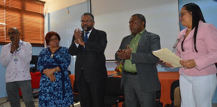 ADP-advierte-no-habrá-paz-escuelas