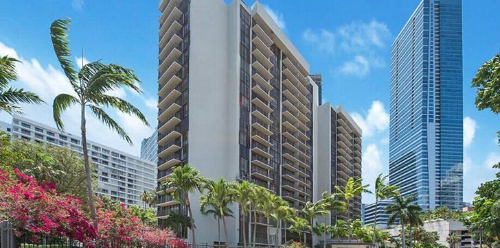 cuanto-hay-que-ganar-para-comprarse-una-vivienda-en-miami