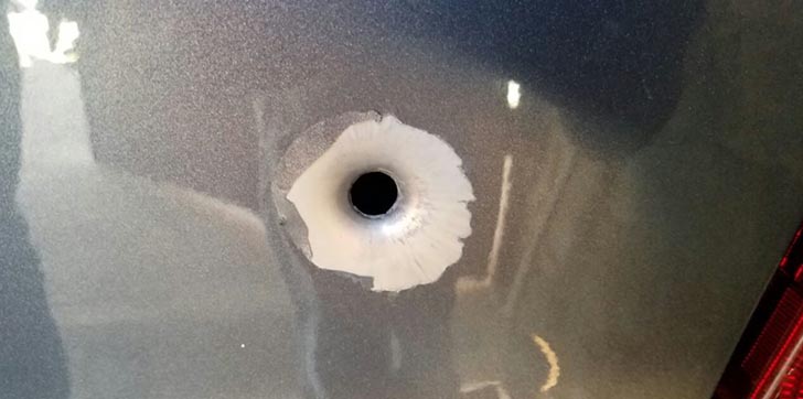 tirotean-casa-de-comunicador