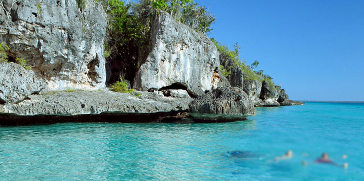 Bahia-de-las-Aguilas