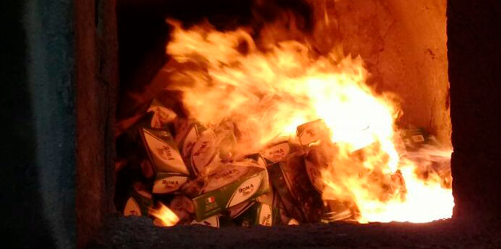 aduanas-incinera-millones-de-cigarrillo