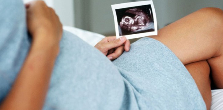 pareja-de-esposos-mata-embarazada