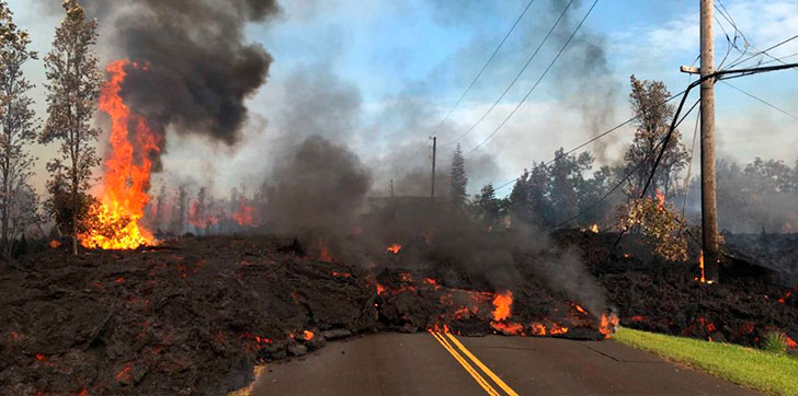 EE-UU-erupcio-del-volcan