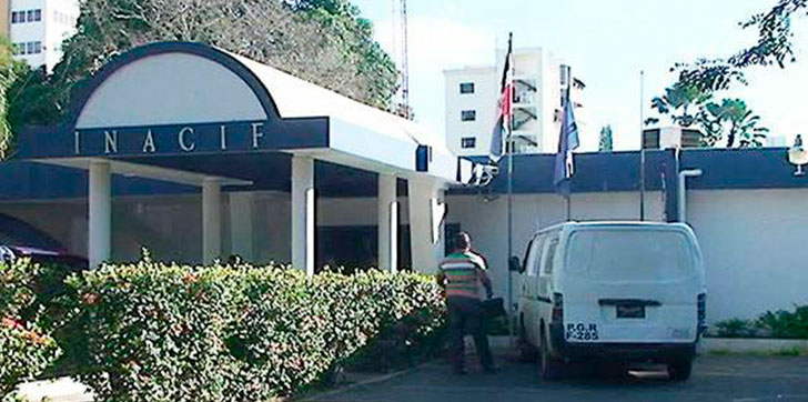 matan-teniente-y-acompañante