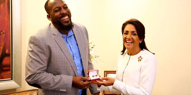 Bladimir-visita-primera-dama