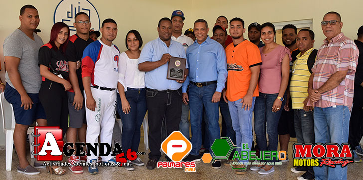 Triangular-de-sofbol