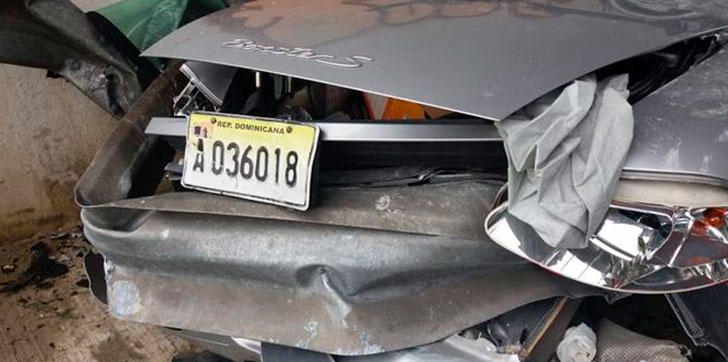 Caer-vehiculo-desde-elevado