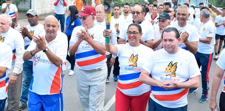 Autoridades-reciben-en-sfm-antorcha