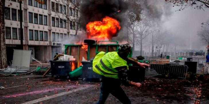 tension-durante-las-protestas