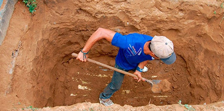 entierran-en-cementerio