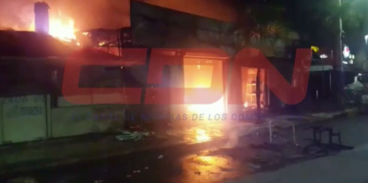 INCENDIO-SAMANA