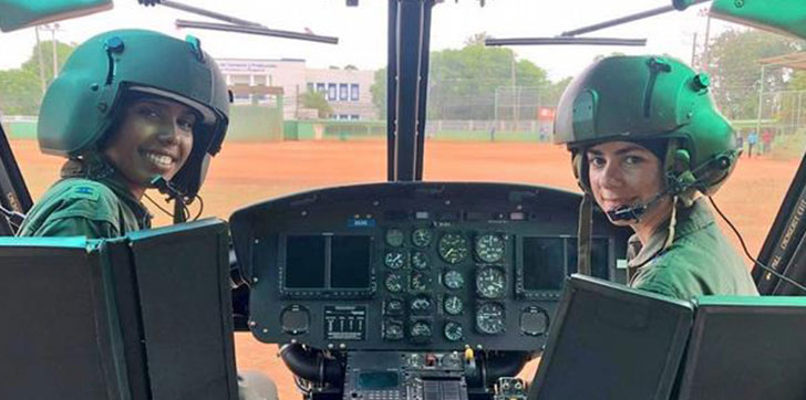 Helicoptero-dos-mujeres