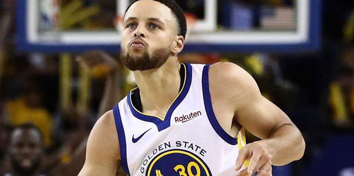 warriors-com-curry