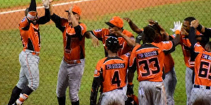 toros-siguen-en-la-cima