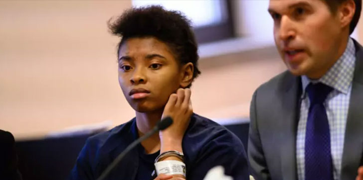 Los abogados de Chrystul Kizer alegaron que la joven debería estar protegida por las leyes de defensa afirmativa, que permiten a las víctimas ser absueltas de algunos delitos si prueban que los cometieron porque estaban siendo traficadas. Sin embargo, de acuerdo con los fiscales, dicha legislación no puede ser aplicada por completo en este caso, ya que Kizer no se dedicaba a la prostitución en el momento del crimen y su vida entonces no estaba en peligro. Los fiscales además señalaron que existen pruebas, incluidas comunicaciones entre Kizer y su novio, de que el asesinato de Volar fue premeditado. Ahora la joven enfrenta múltiples cargos por delitos graves, que incluyen homicidio intencional de primer grado, posesión de un arma de fuego e incendio provocado, según muestran los registros judiciales. Está detenida bajo fianza de un millón de dólares y su juicio está programado para febrero próximo.