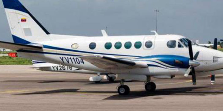 un-avion-se-estralla