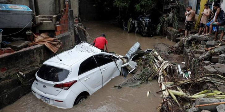 diez-muertos-y-cinco-heridos