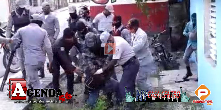 policia-mastrata-hombre