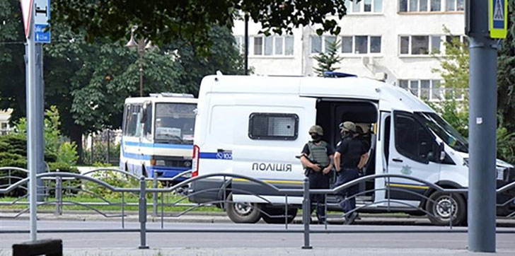 un-hombre-con-explosivos