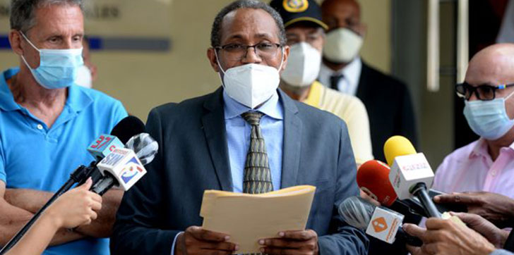 demandan-al-ministro